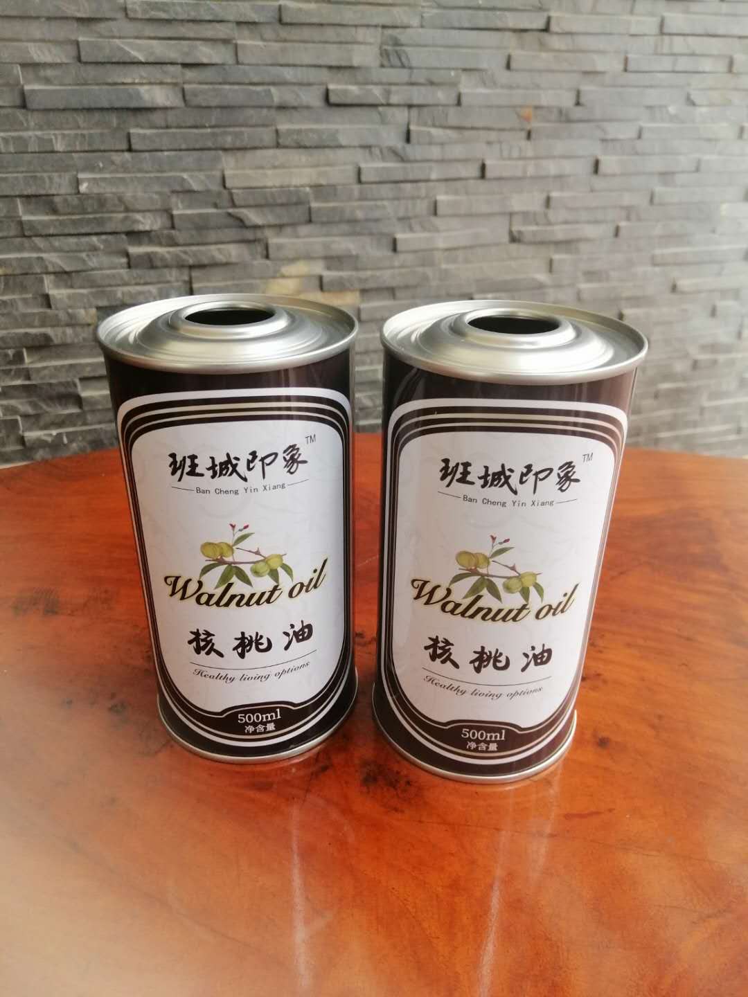 核桃油鐵罐包裝規(guī)格尺寸 250毫升核桃油價格  500毫升核桃油鐵罐設(shè)計(jì)